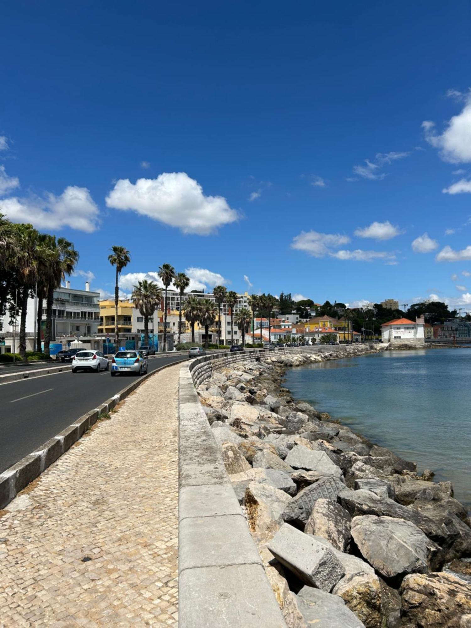 Seaside Comfort Beach And City Appartement Paço de Arcos Buitenkant foto